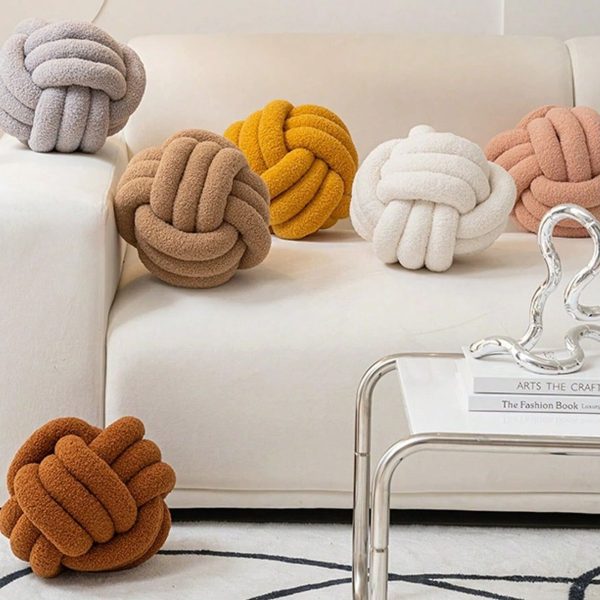 Coussin boule tressé élégant