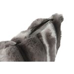 coussin gris élégant