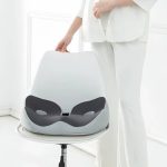 Coussin-anti-escarre-en-U-posé-sur-chaise
