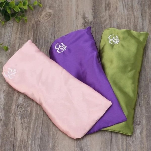 coussin yeux yoga rose