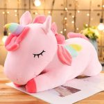 coussin décoratif peluche licorne