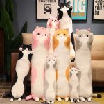 coussin long chat doux
