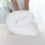 coussin blanc ergonomique