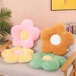 coussin motif fleuri