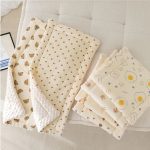 Coussin transat bébé motifs cœurs