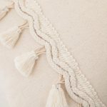 Coussin décoratif beige