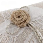 coussin de mariage élégant