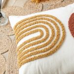 Coussin élégant brodé