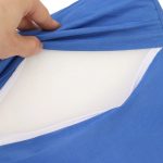 coussin bleu en coton