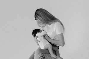 Coussin allaitement : 5 positions illustrées pour allaiter Confortablement